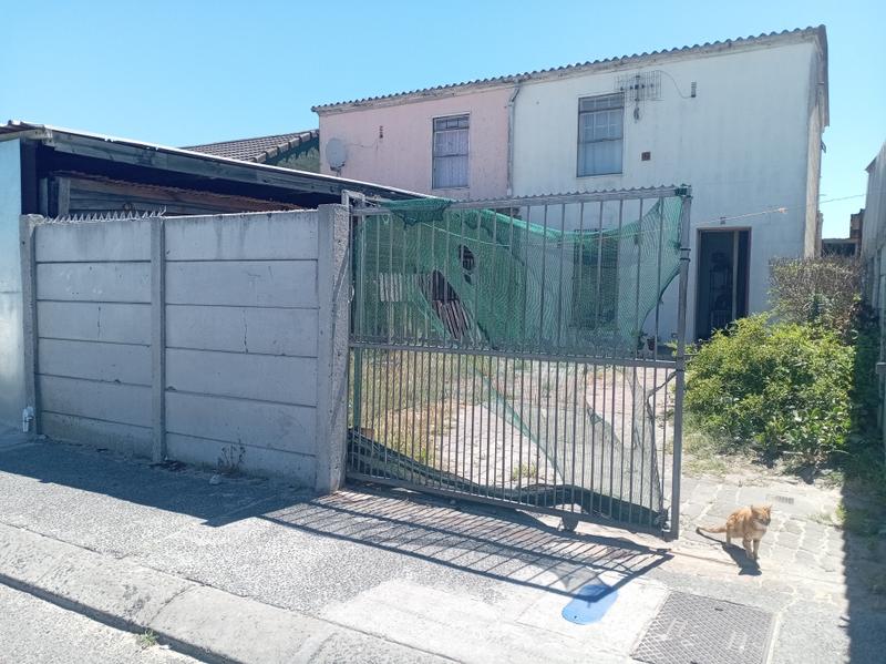 3 Bedroom Property for Sale in Eastridge Western Cape